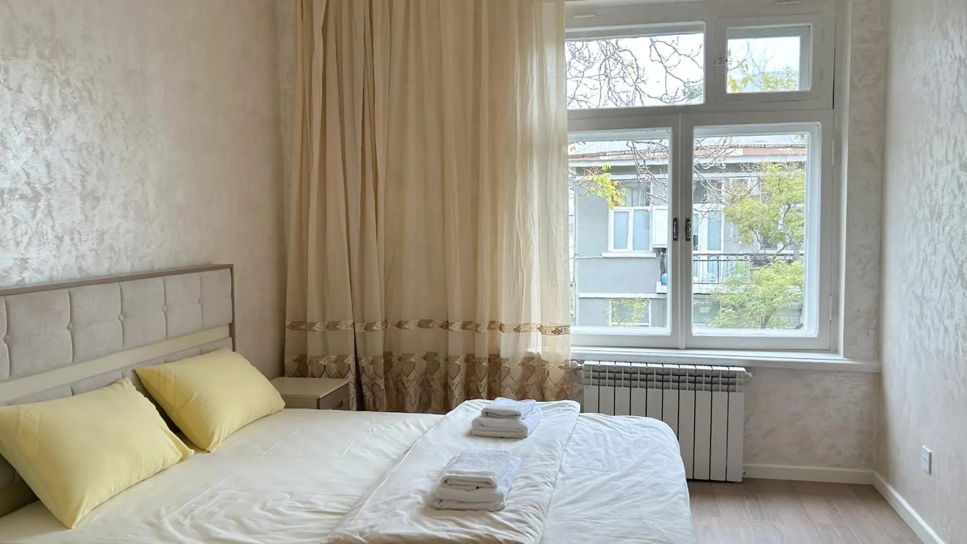 Cozy Central Apartment Near Egoist Baku Azerbaijan