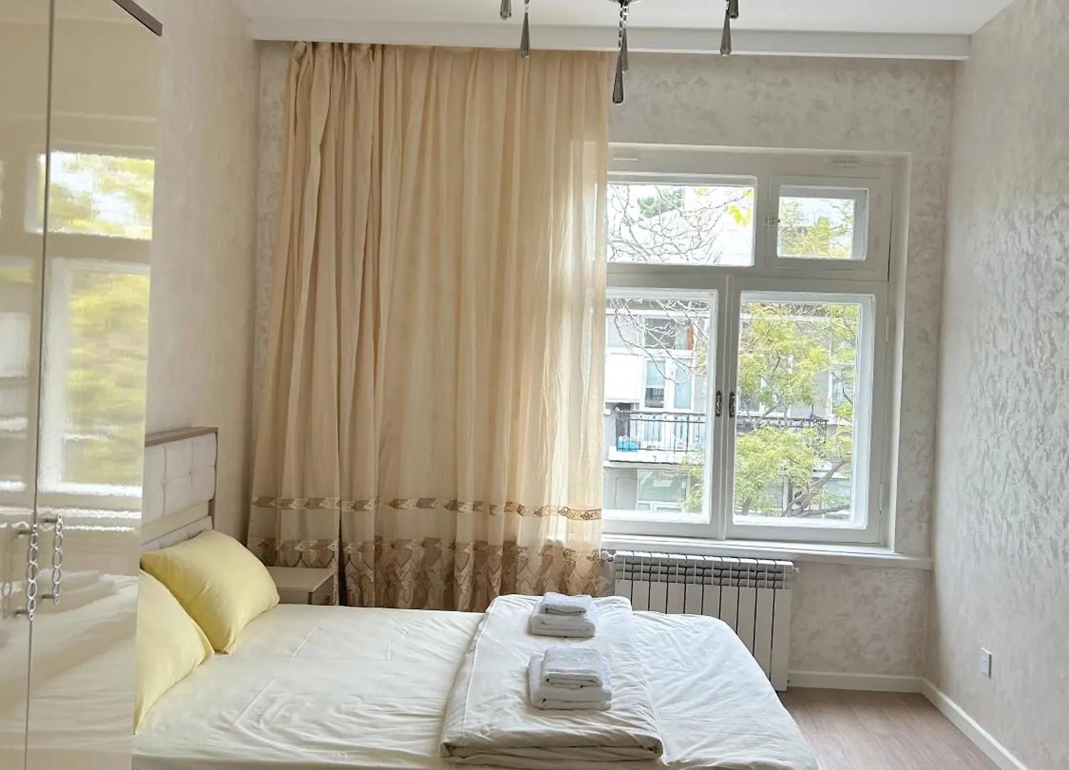 Cozy Central Apartment Near Egoist Baku
